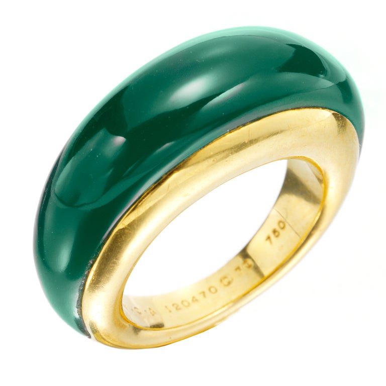 VAN CLEEF & ARPELS A Chrysoprase and Gold Band Ring For Sale