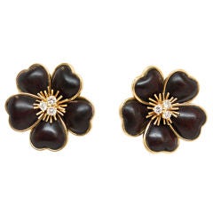 VAN CLEEF & ARPELS "Nerval", Wood, Diamond and Gold Ear Clips
