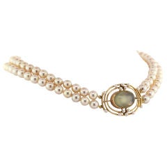 VACHERON Pearl Necklace with Green Moonstone and Gold Catch