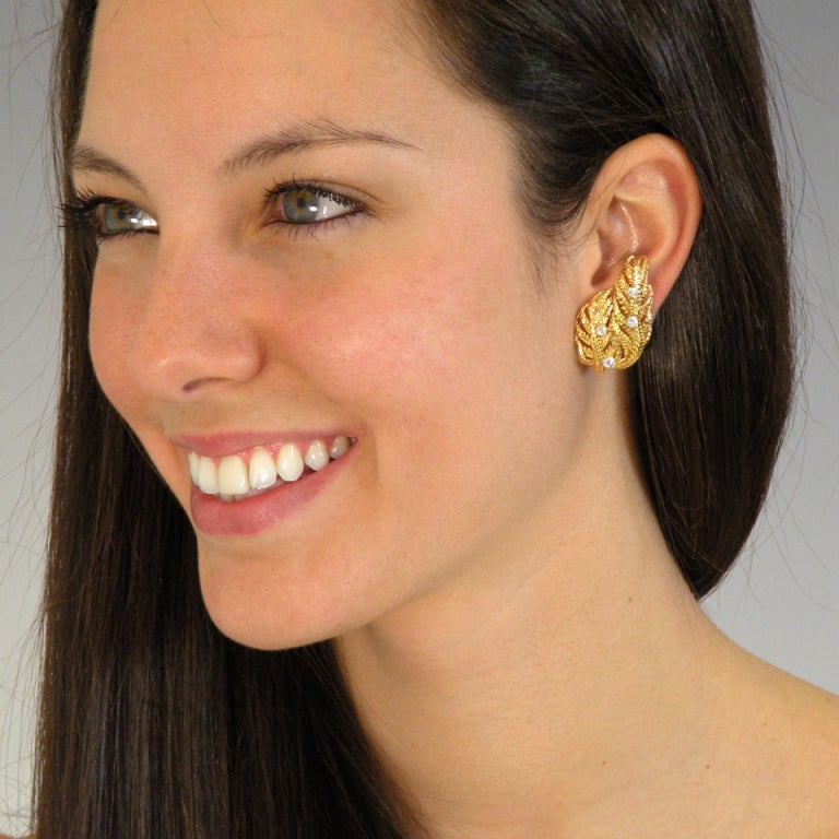 Women's DAVID WEBB Diamond Set Gold Earrings