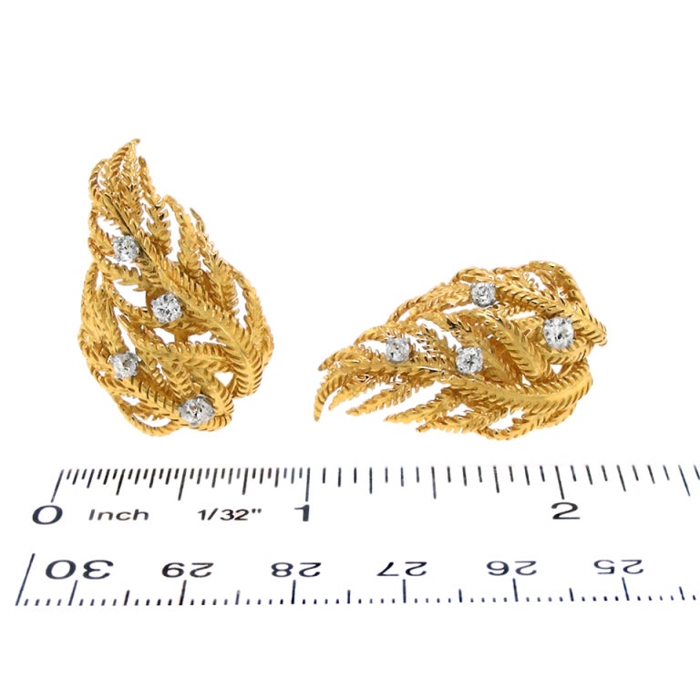 DAVID WEBB Diamond Set Gold Earrings 2