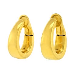 Vintage Pomellato Yellow Gold Hoop Earrings