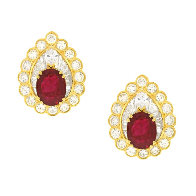 Ruby Diamond Sixties Earrings In Excellent Condition In Litchfield, CT