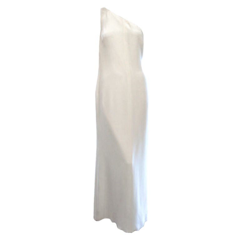 Valentino Prêt-å-Porter White Crepe One Shoulder Gown For Sale