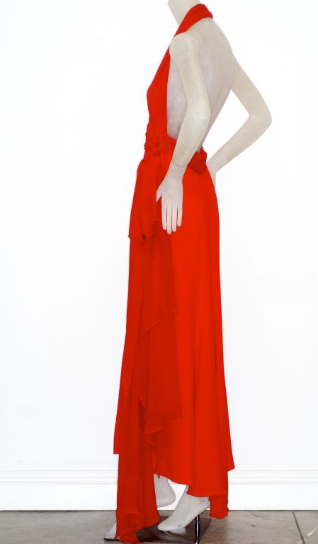 Women's Valentino Prêt-å-Porter Red Silk Chiffon Halterneck Gown