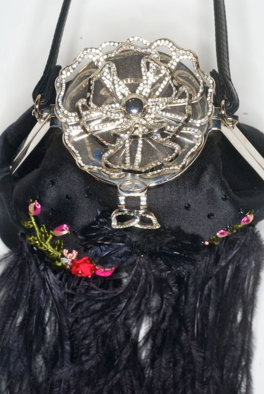 Valentino Embroidered silk Bag with Jeweled Rose Clasp For Sale 2