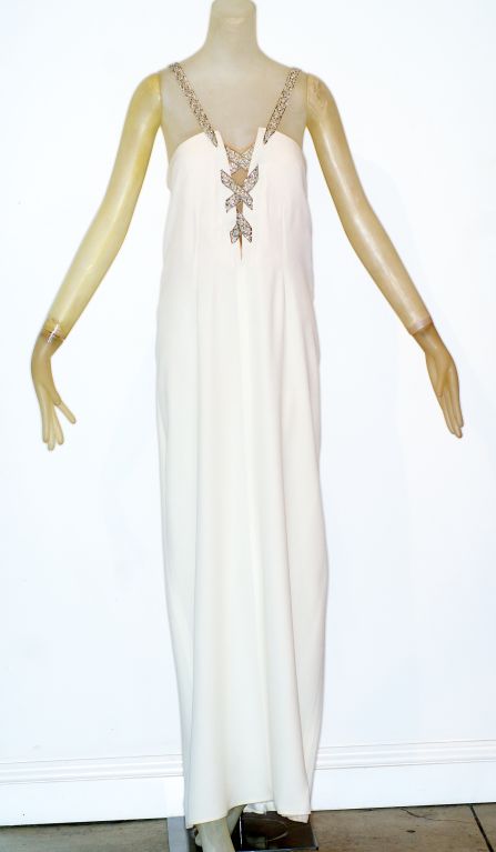 Valentino Prêt-å-Porter White Crepe Gown with Embroidered Straps