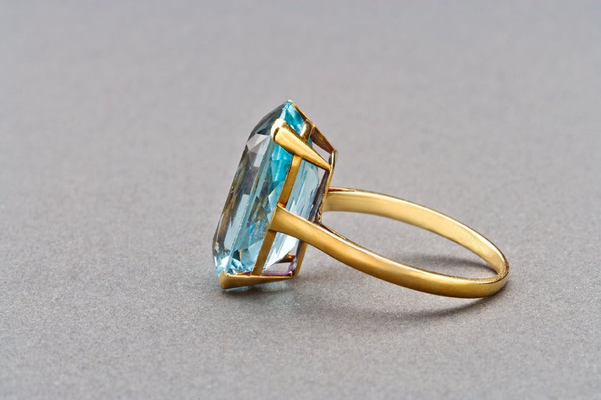 French Aquamarine Gold Ring 1930s In Good Condition In St. Catharines, ON