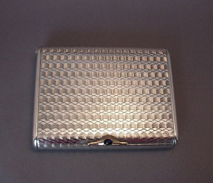 Veide Russian Cigarette Case circa 1910 In Good Condition In St. Catharines, ON