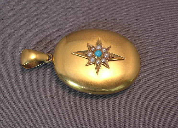 Women's English Turquoise Pearl Gold Locket circa 1870