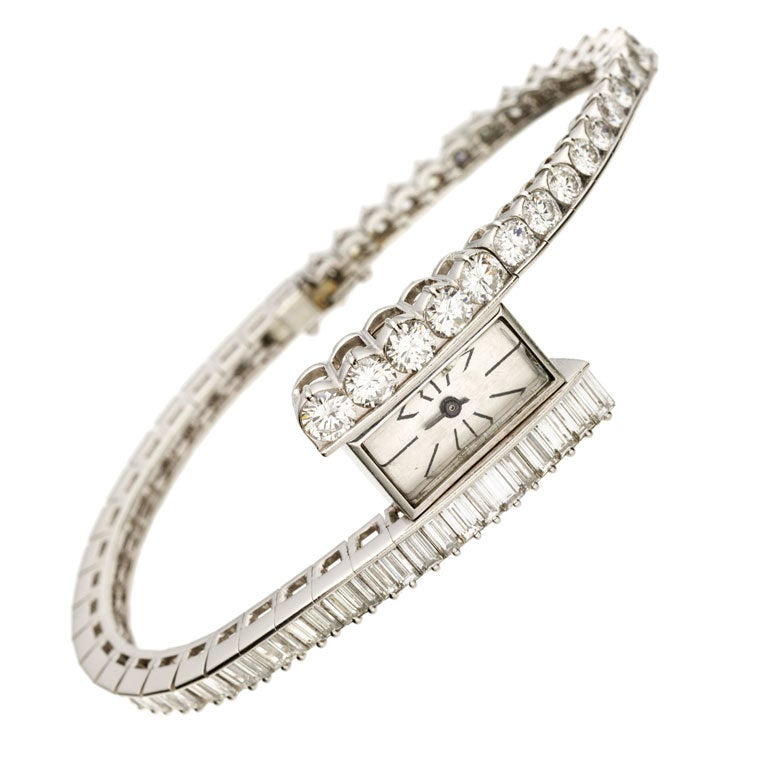 BOUCHERON Elegant 1950's Diamond Watch For Sale