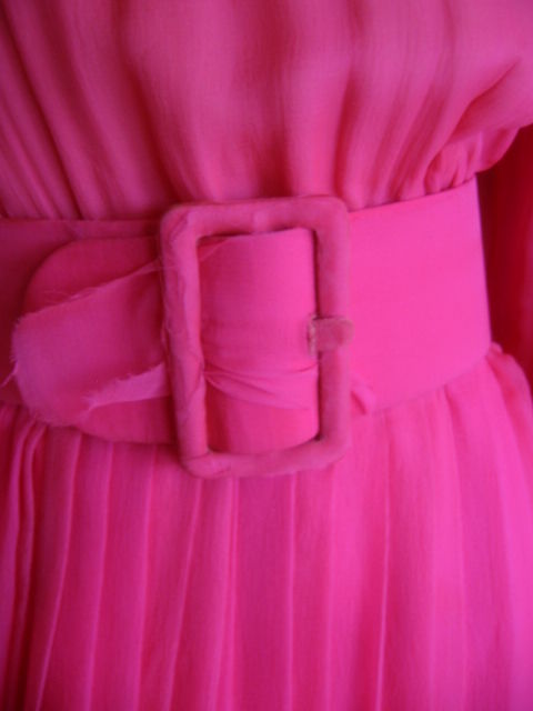 Elegant pink silk chiffon dress with poet sleeves Norman Norell 5