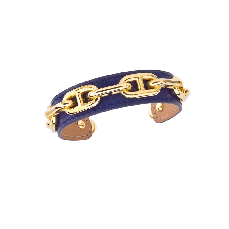 HERMES CHAIN MOTIF LEATHER BANGLE NAVY at 1stdibs