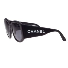 CHANEL BLACK "CHANEL" LOGO SUNGLASSES