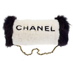 Very Rare Chanel Hand Muff White/Black with "Chanel" Logo