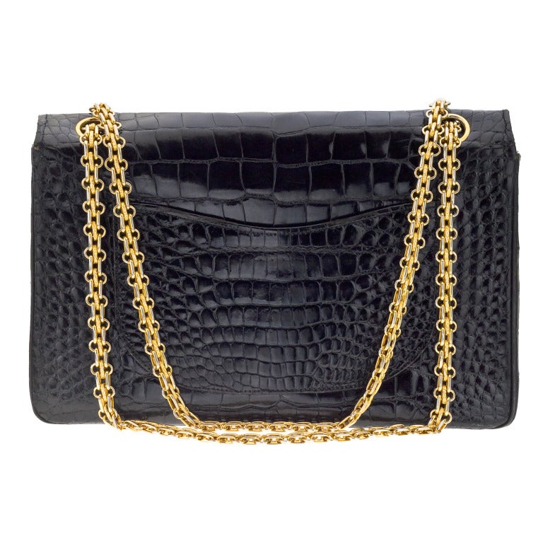 Very rare Chanel crocodile double flap bag.
Chain drop: 9, Chain length: 20 inches