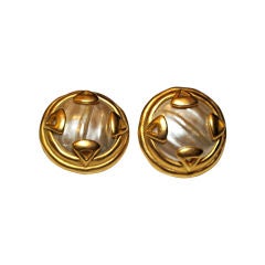 KARL LAGERFELD Baroque costume earrings