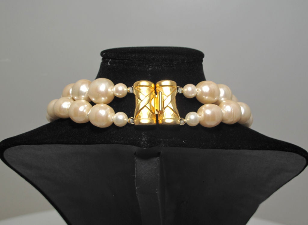 KARL LAGERFELD Hand Knotted Baroque Pearl Necklace 1