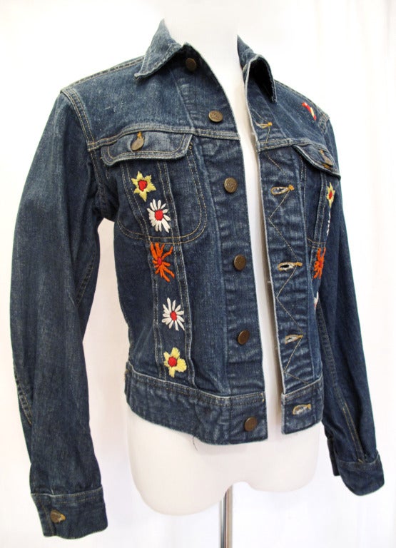 Please contact dealer prior to purchase for White Glove shipping options.

VINTAGE LEE Denim Jacket with Floral Embroidery