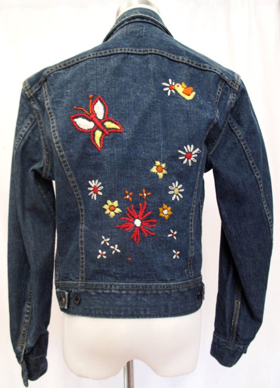 Women's VINTAGE LEE Denim Jacket with Floral Embroidery