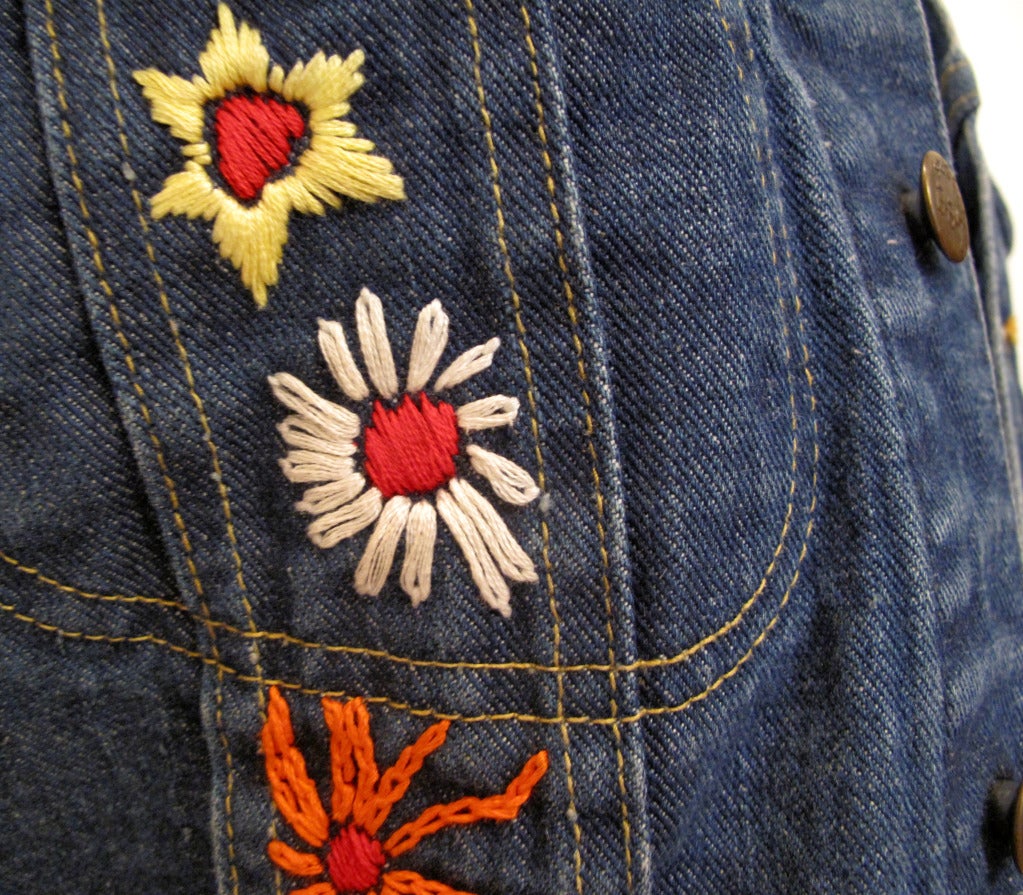 VINTAGE LEE Denim Jacket with Floral Embroidery 3