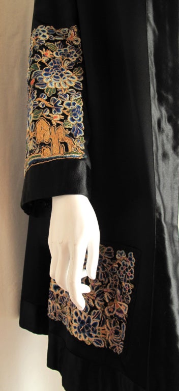 Stunning 1920s Silk Blind Stitch Embroidered Oriental Jacket For Sale 1