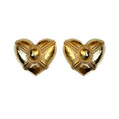 GIVENCHY Large Gold Heart Clip-On Earrings