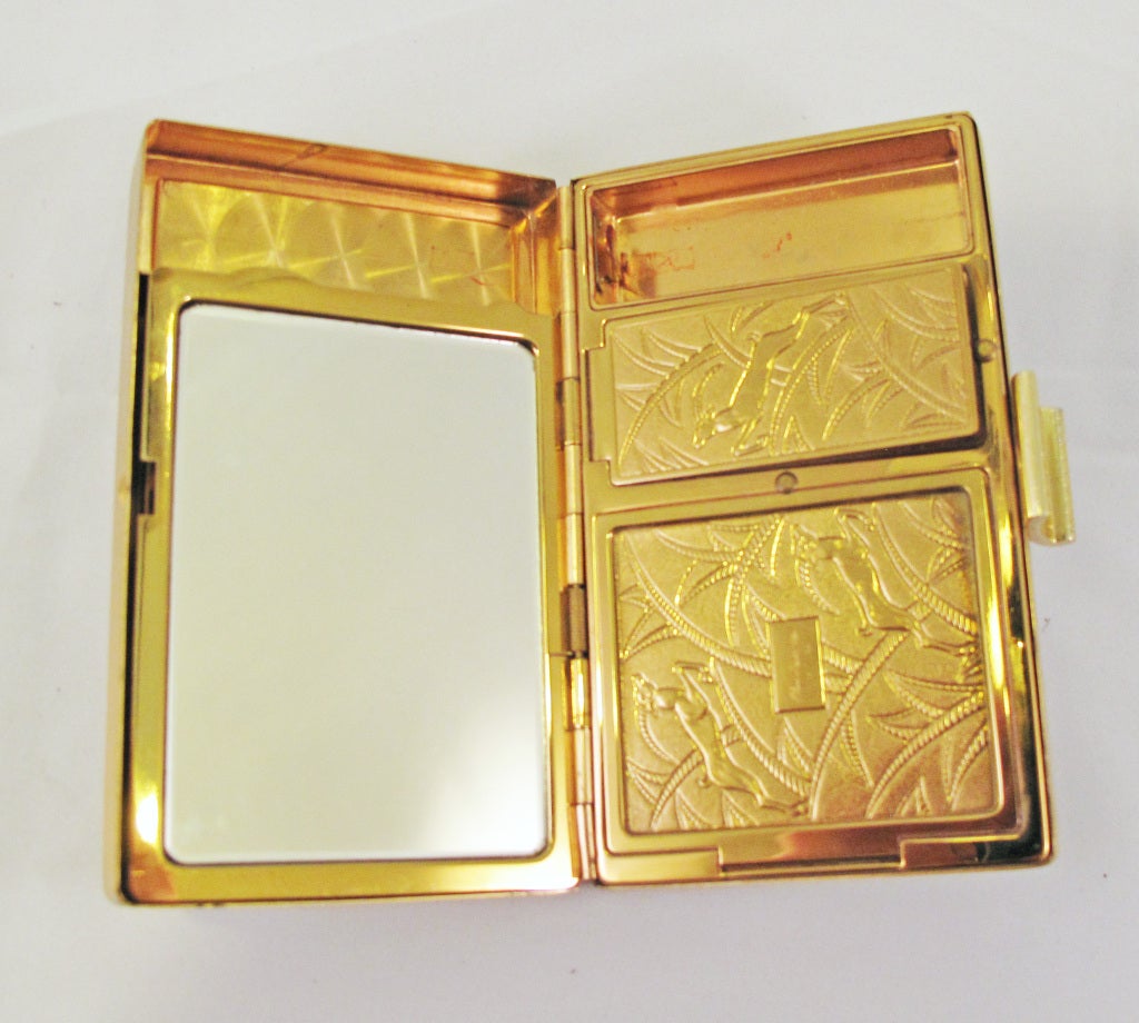 Elqin American Mother of Pearl and Gold Tone Clutch Compact 1