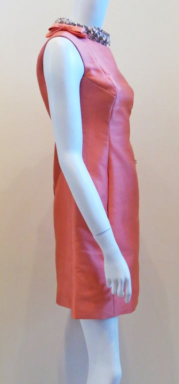 Nat Allen Coral Pink Dress w Beaded Rhinestone Neckline In Excellent Condition In Brooklyn, NY