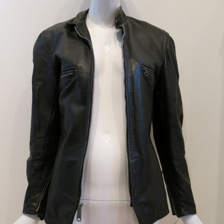 Beck /Schott Men's Black Leather Cafe Jacket

Please contact dealer prior to purchase for White Glove shipping options.

Measurements:
Shoulder to Bottom Hem - 26