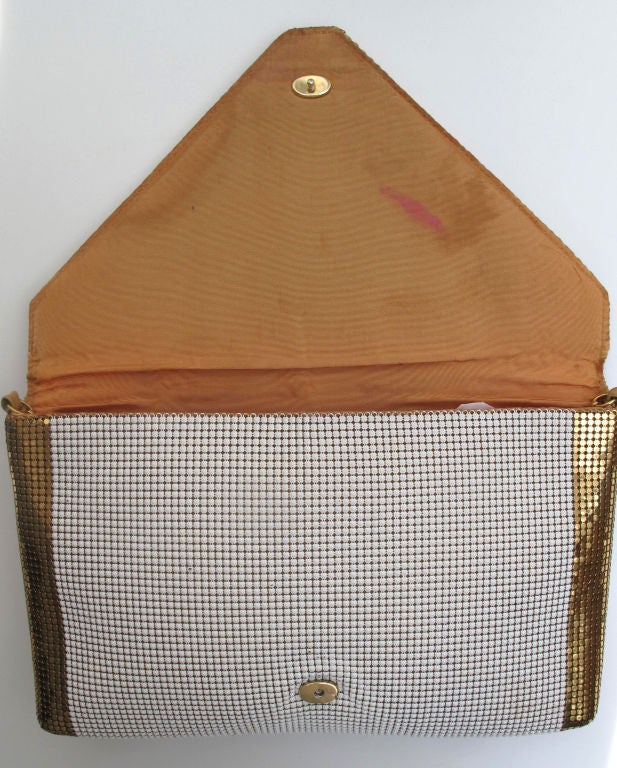 WHITING & DAVIS by LEO NARDUCCI Gold & White Metallic Purse 2