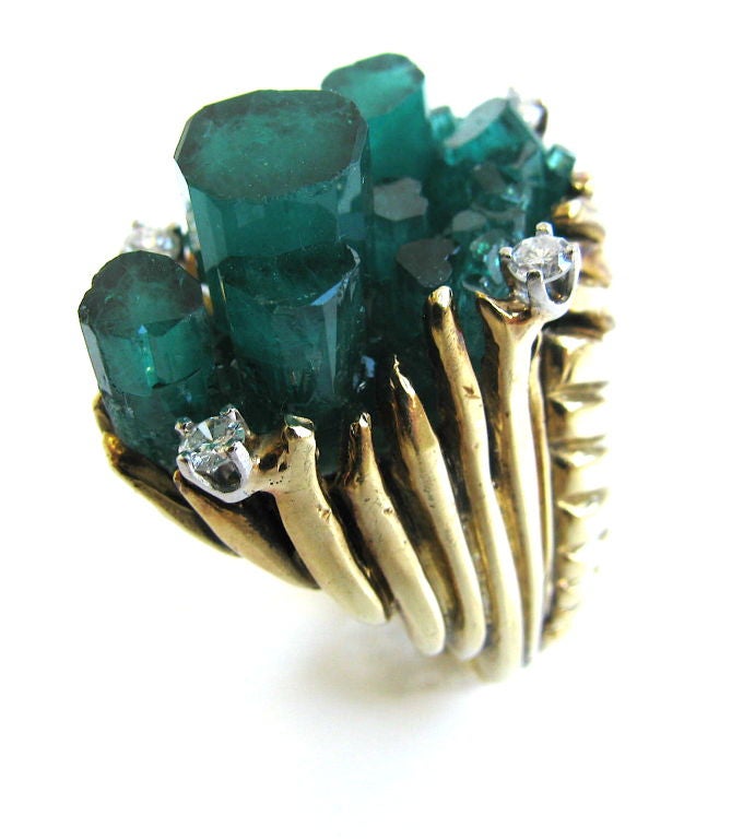 A Gold, Emerald and Diamond Ring, c 1960 3
