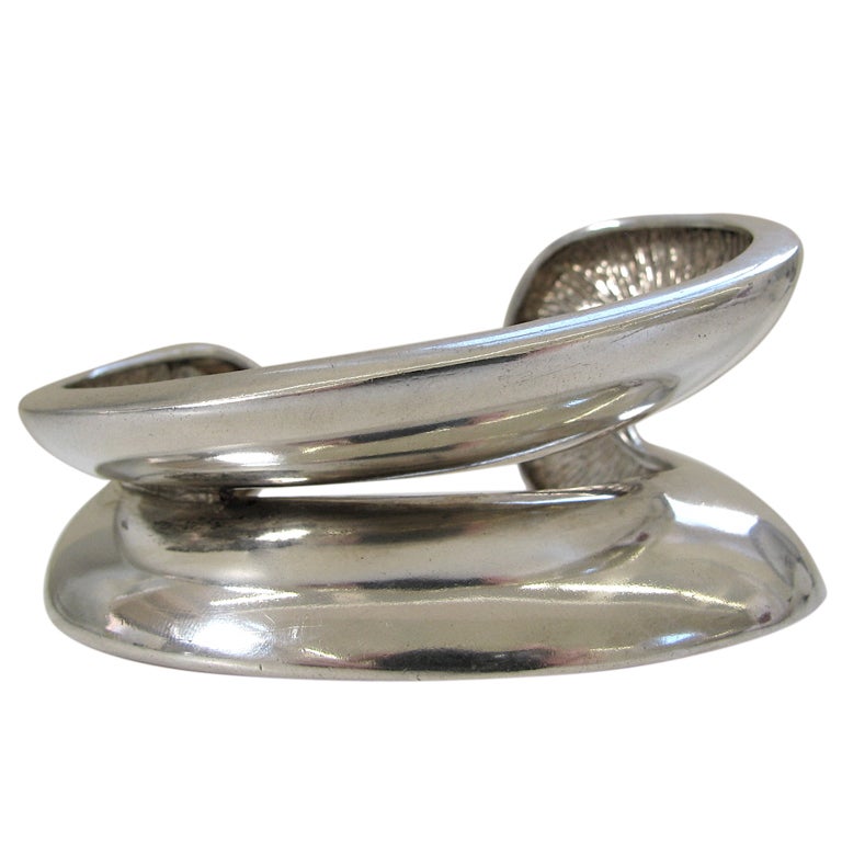 TAKASHI WADA A Modernist Sterling Bangle c 1970