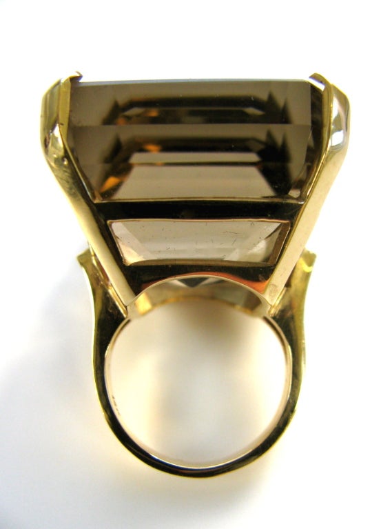 Massive Gold and Smoky Quartz Retro Ring, circa 1945 In Excellent Condition In Cincinnati, OH