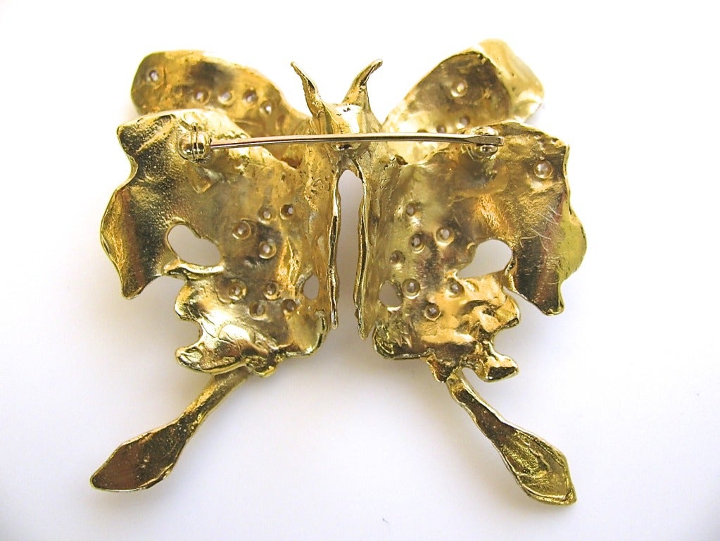 Bett Gury Diamond and Gold Butterfly Brooch, circa 1970 In Excellent Condition In Cincinnati, OH