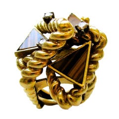 La Triomphe Ring in Gold and Tigers Eye