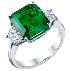 TIFFANY & CO  4.62 ct Emerald and Diamond Ring