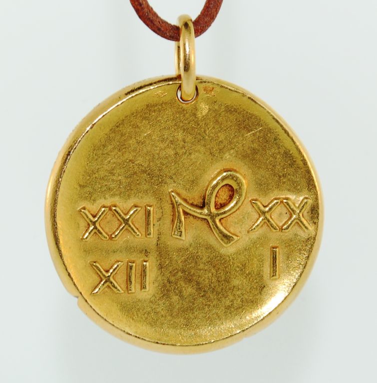 VAN CLEEF & ARPELS  Astrological Design Pendant