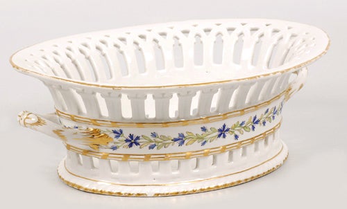Neoclassical 18th Century Russian Imperial Porcelain Cornflower Service Pierced Fruit Basket
