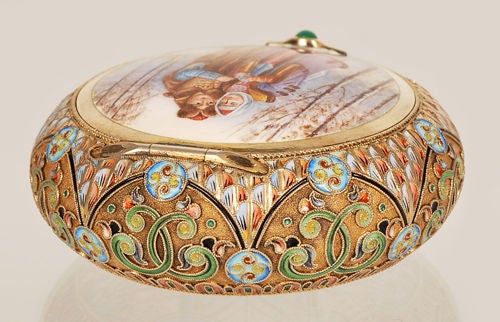 Antique Russian Revival 11th Artel Pictorial Powder or Snuffbox 1