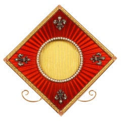 Fabergé Wigström Jeweled Two-Color Gold and Red Guilloché Enamel Photo Frame 4