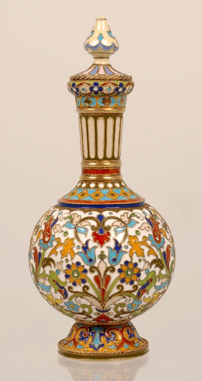 Rare Early Antique Russian Cloisonné Enamel Standing Perfume Flask by Rückert In Excellent Condition In Redmond, WA