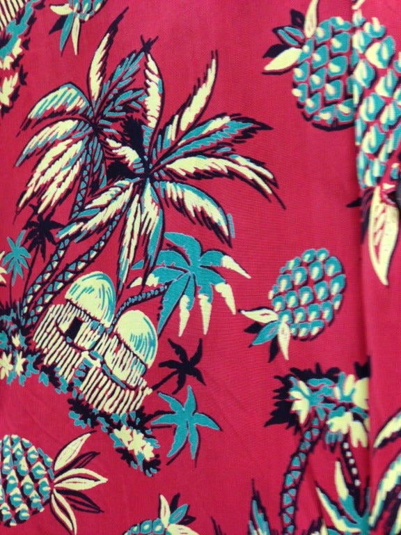 Very Rare 1940's Kilohana 1940's Hawaiian shirt in never worn deadstock condition.
Kilohana prints are the most coveted of all the post WWII collectable Hawaiian shirts. The colours are bold and reflective of this era's crisp colour palette.This