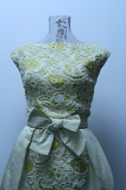 Women's Lemon Cream 1960's Brocade Sheath Dress