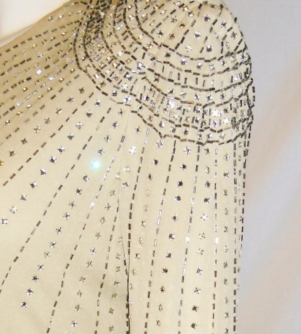 Mollie Parnis Boutique Beautiful Crystal embellished gown 1970's 4