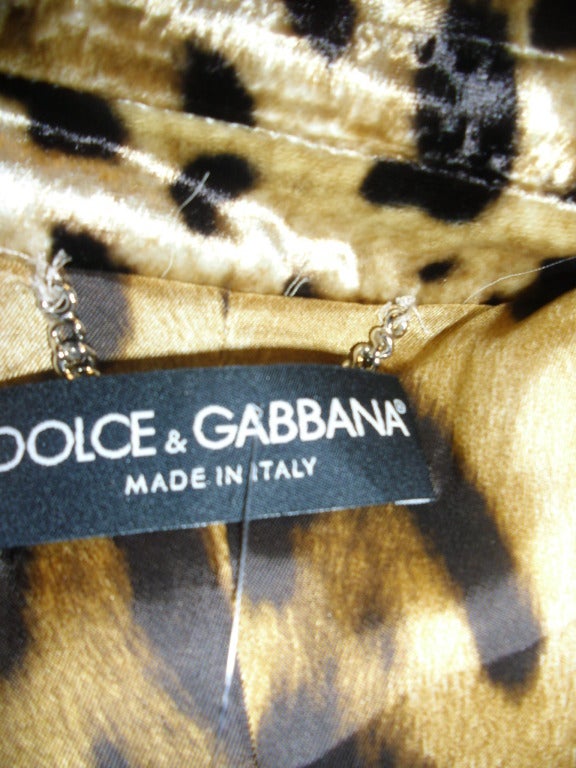 Dolce and Gabbana  Leopard Print silky velvet Super Chic Blazer In Excellent Condition In New York, NY