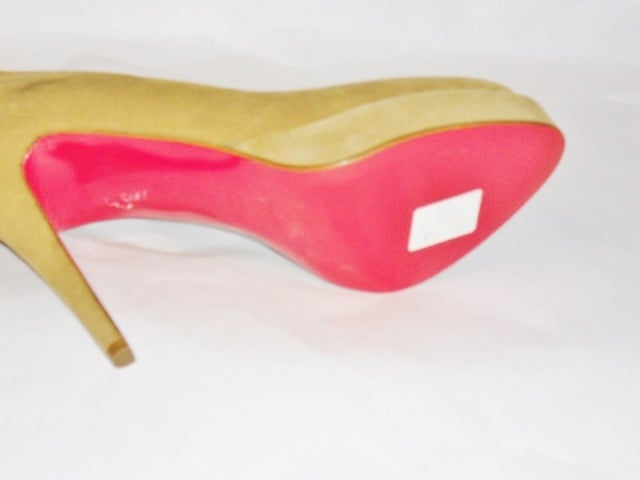 Cristian Louboutin Very Prive  Suede Leather Platform Red Sole Pump For Sale 3