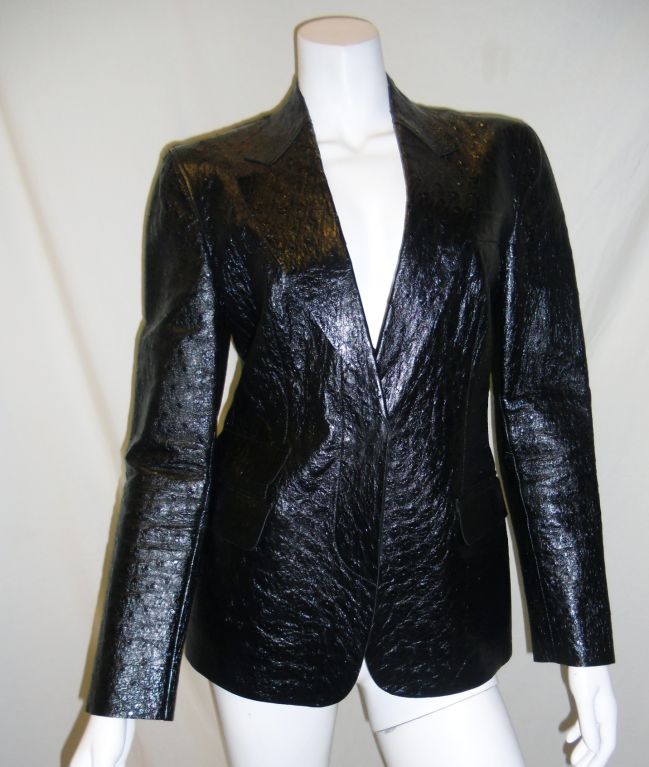 Gucci Ostrich-Leather Jacket . New with tag and tottaly incredible . I personally LOVE any skins but this one is timeless. Classic cut. Not lined. size 38.<br />
Shoulders 15.5