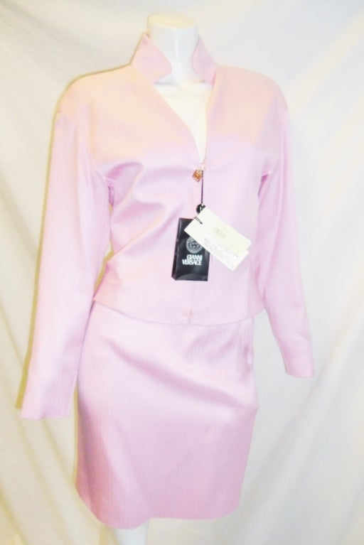 SUMMER SALE!!! Original Gianni Versace Couture  Pink Silk skirt suit 1992 In New Condition In New York, NY