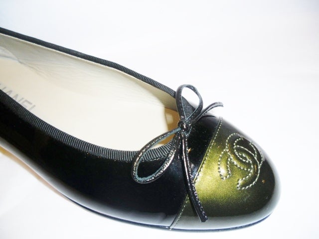 Chanel New two tone iridescent patent calfskin ballerina  flats 38.5